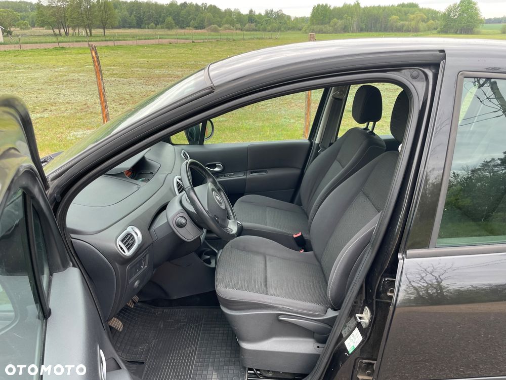Renault Modus - 8