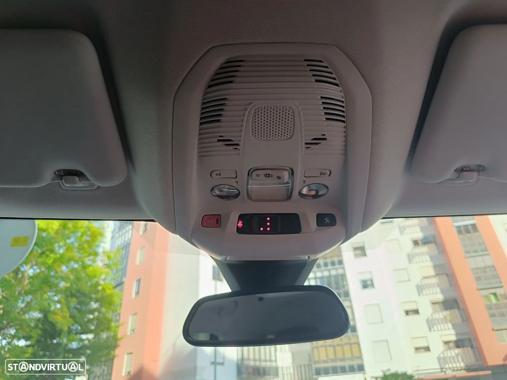 Peugeot 3008 PureTech 130 Stop & Start GPF EAT8 Active Business-Pack - 29