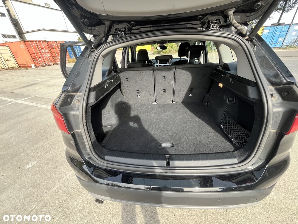 BMW X1 sDrive18i Advantage - 12