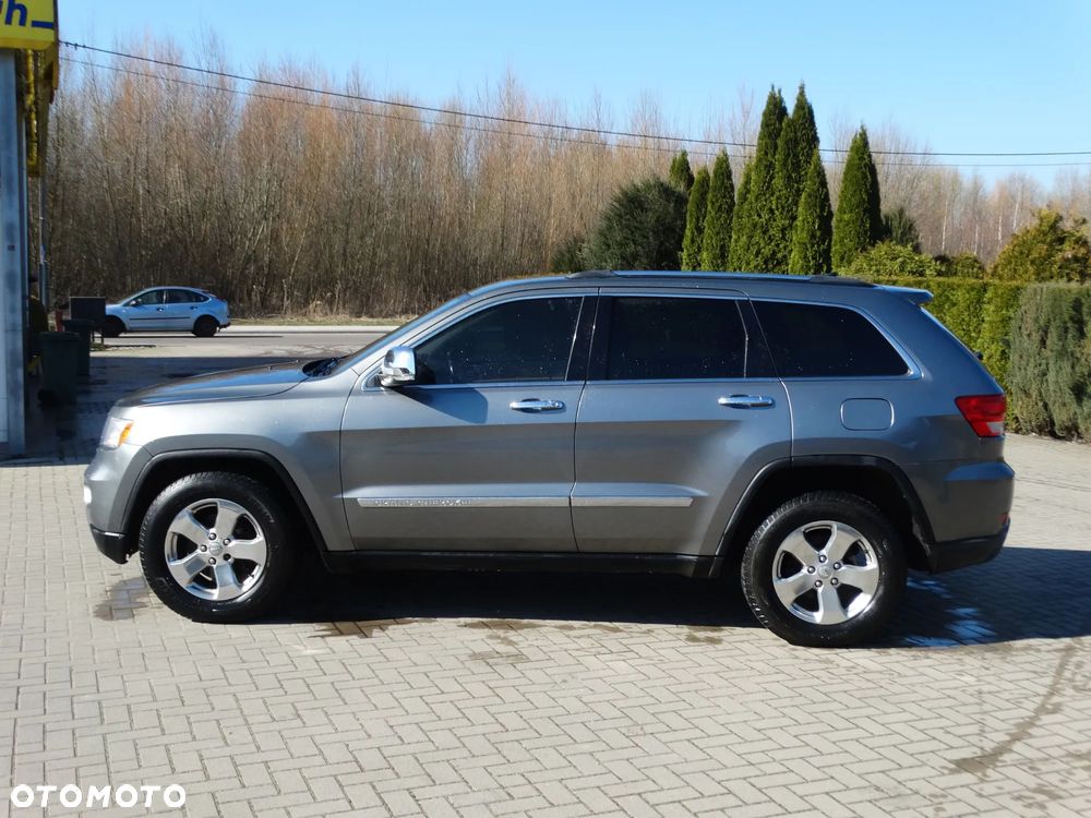 Jeep Grand Cherokee - 9