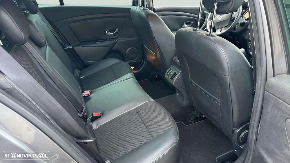 Renault Mégane Sport Tourer 1.5 dCi Dynamique S - 11