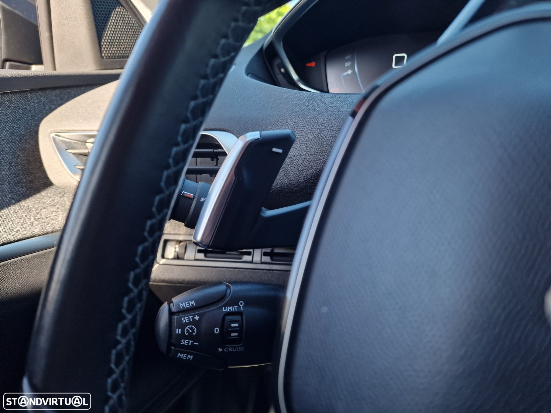Peugeot 3008 - 20