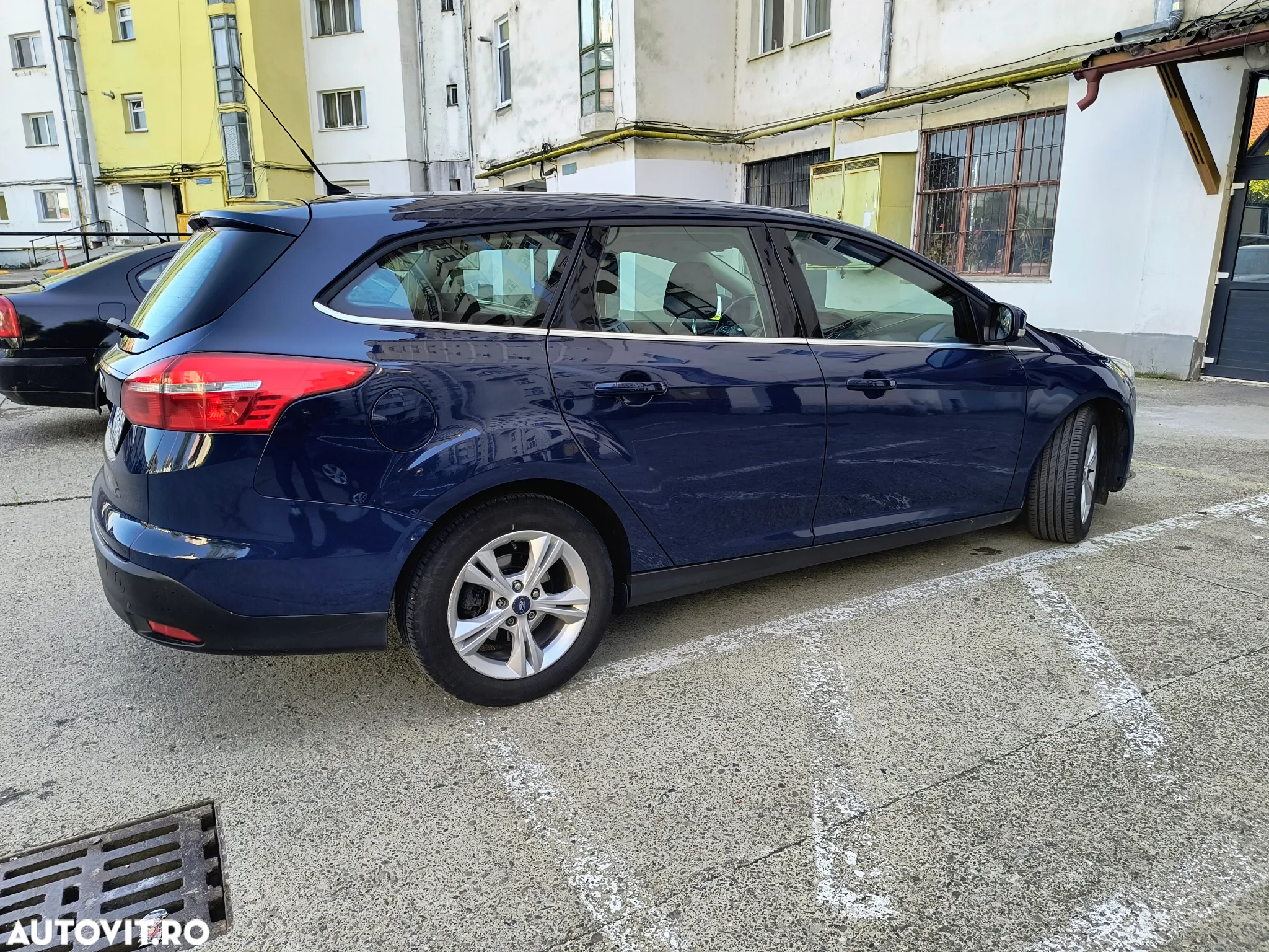 Ford Focus 1.6 TDCI DPF Titanium - 4