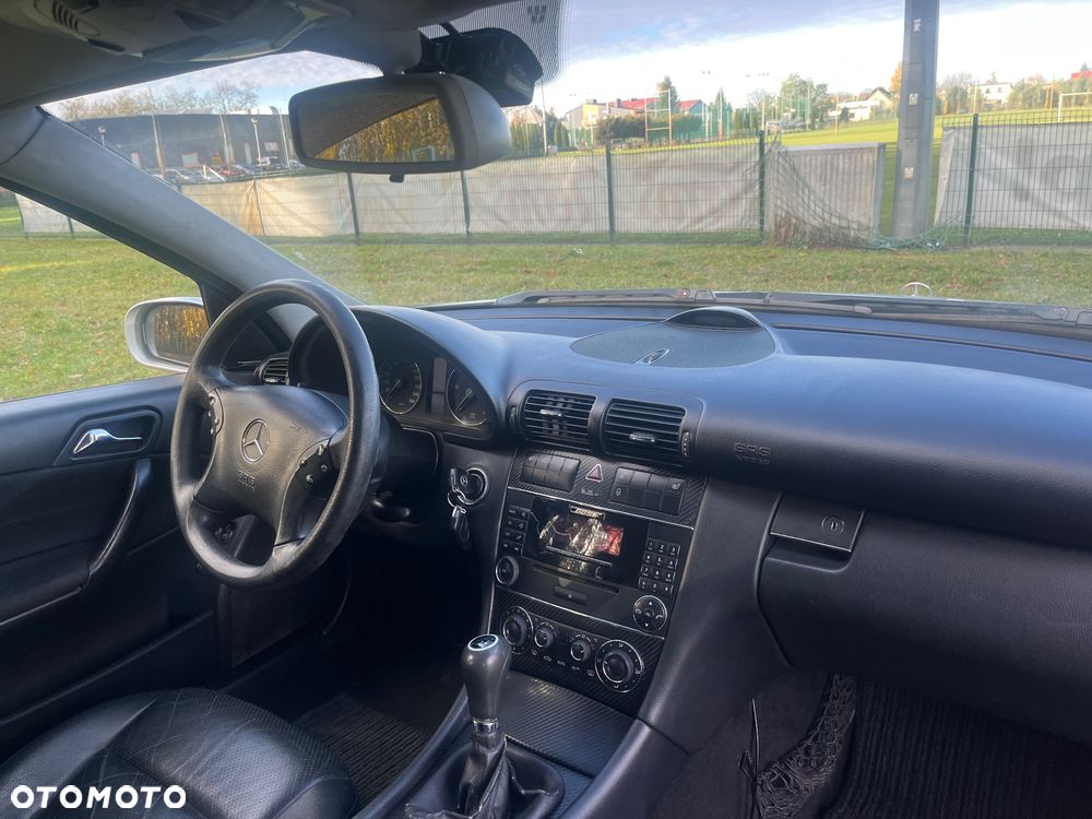 Mercedes-Benz Klasa C 220 T CDI Classic - 8