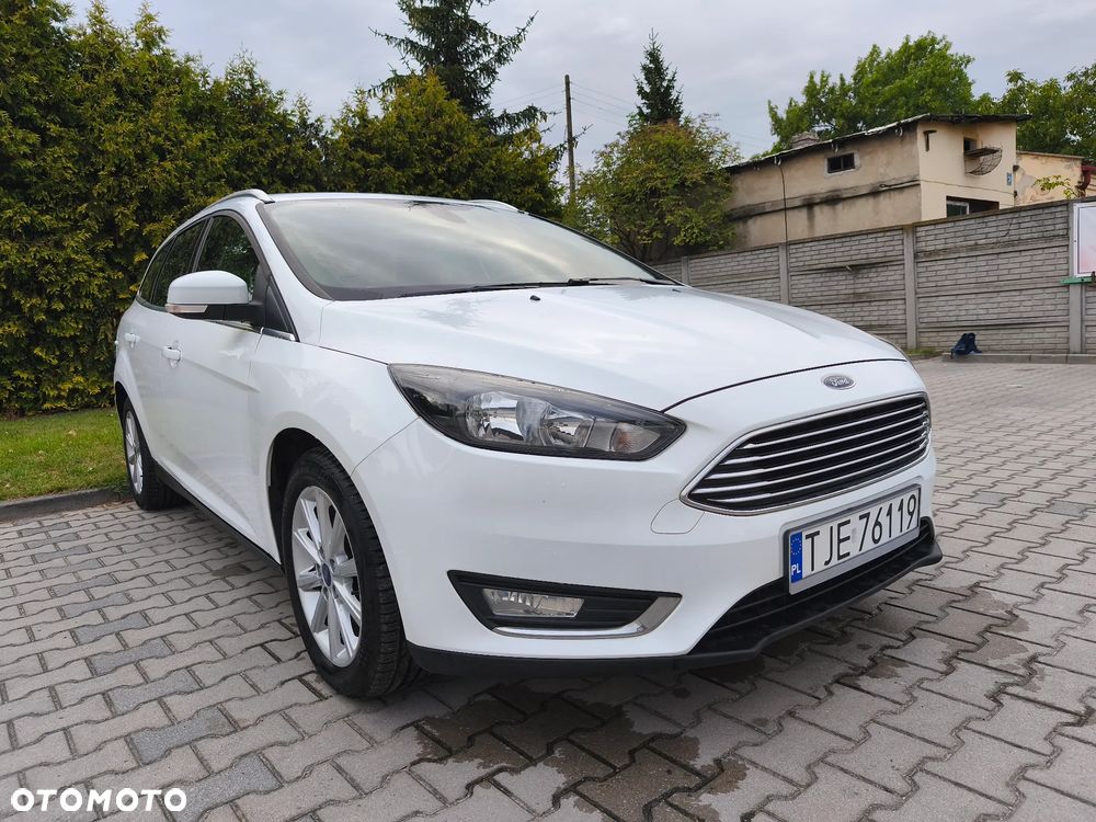 Ford Focus 1.5 EcoBoost Titanium - 3