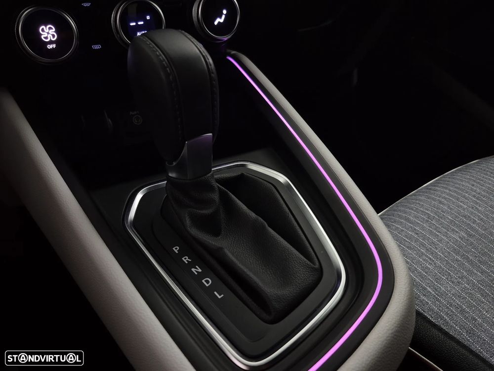 Renault Clio TCe 90 CVT EVOLUTION - 19