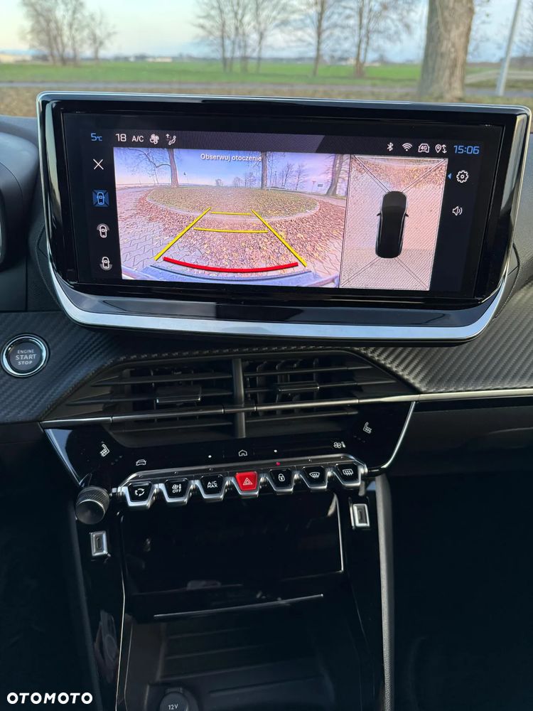 Peugeot 2008 PureTech 130 EAT8 GT Pack - 5