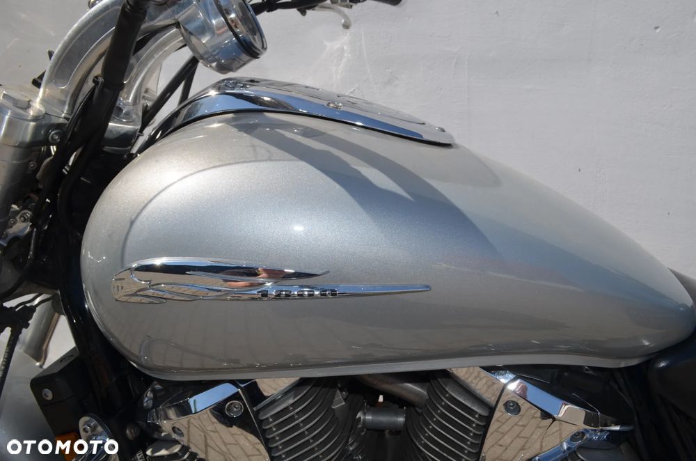 Honda VTX - 15