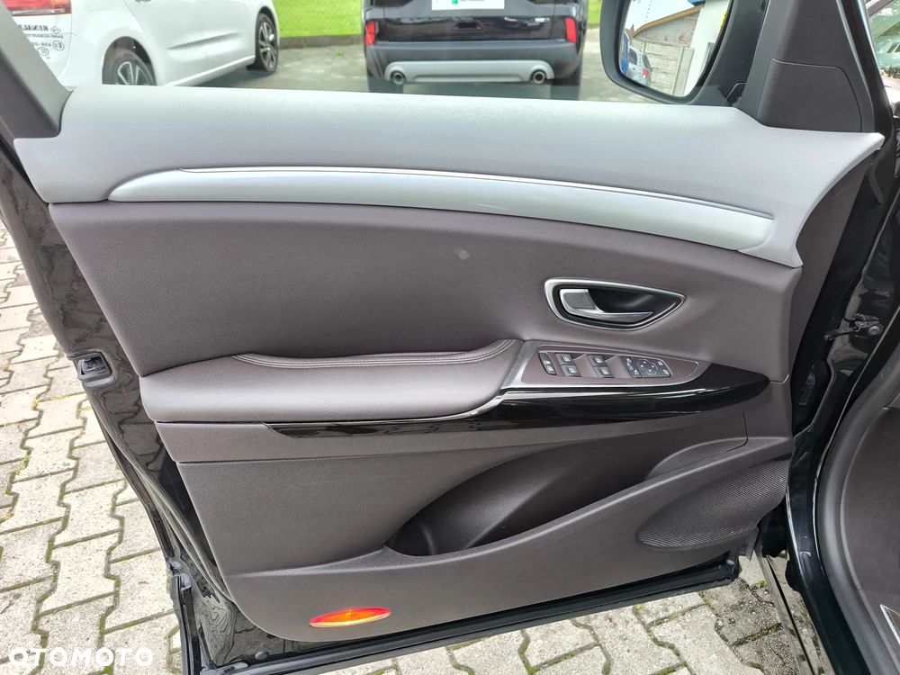 Renault Espace 1.6 dCi Energy Zen EDC 7os - 23
