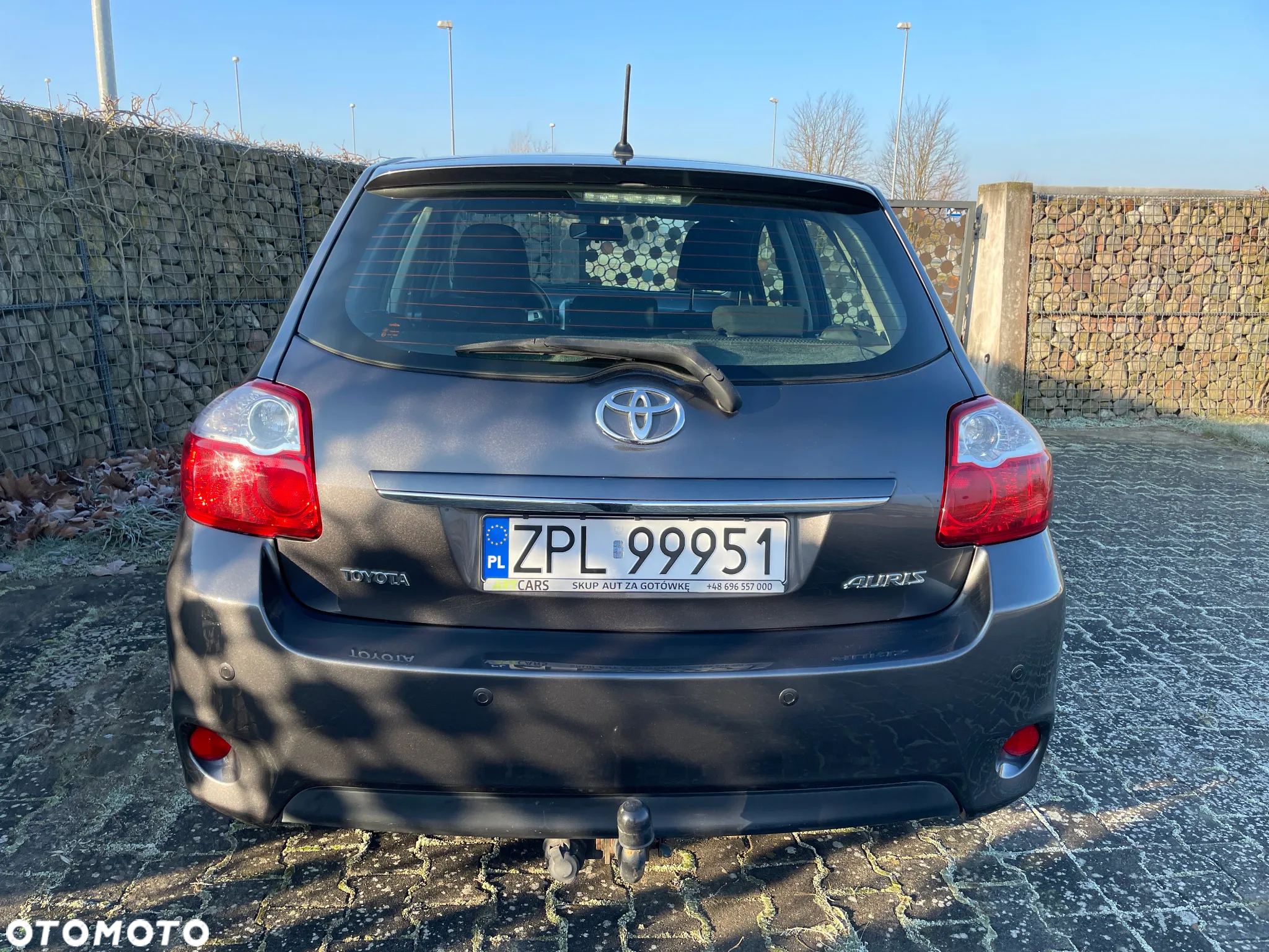 Toyota Auris 1.6 Premium + - 14