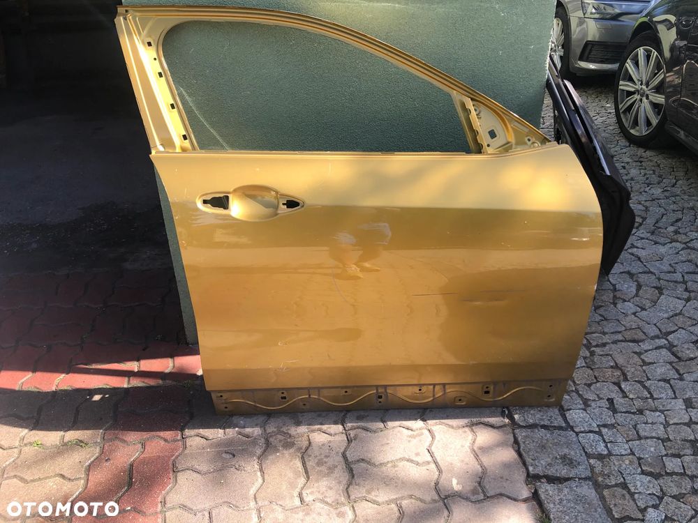 BMW X1 F48 drzwi prawe przód przednie - 3
