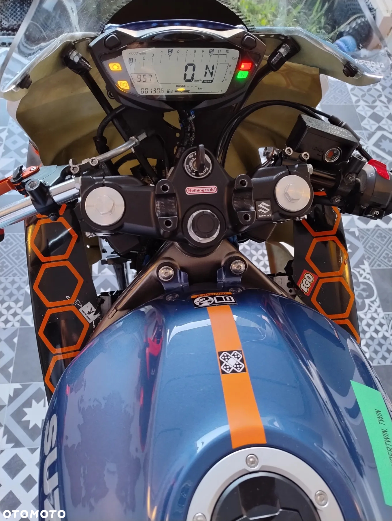 Suzuki SV - 5