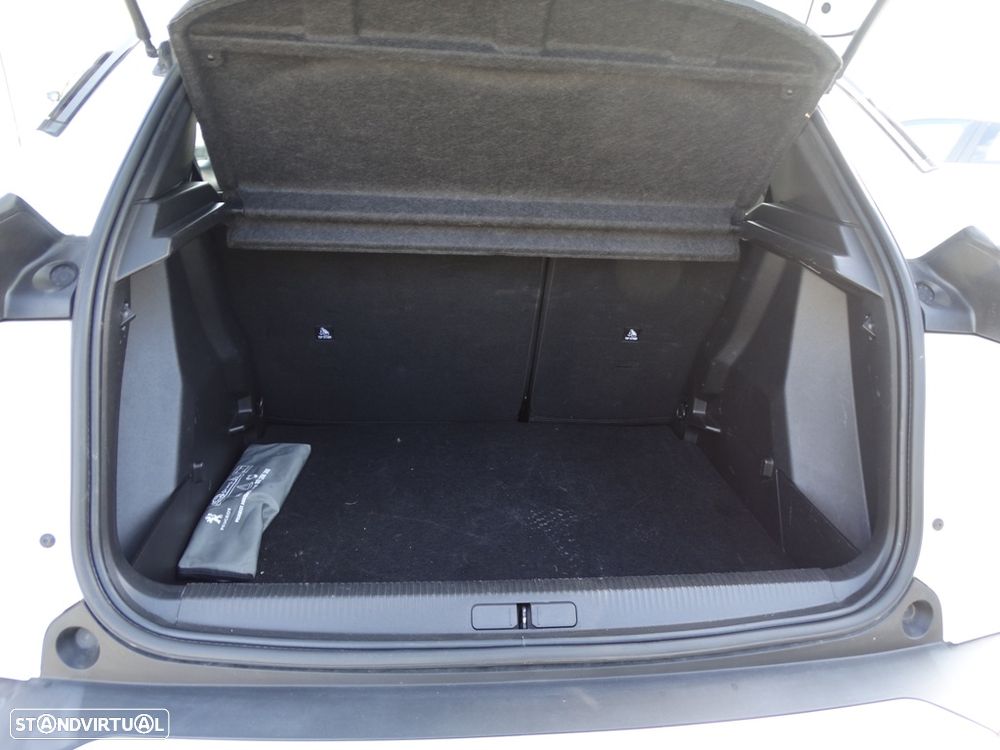 Peugeot 2008 1.5 BlueHDi Active Pack - 19