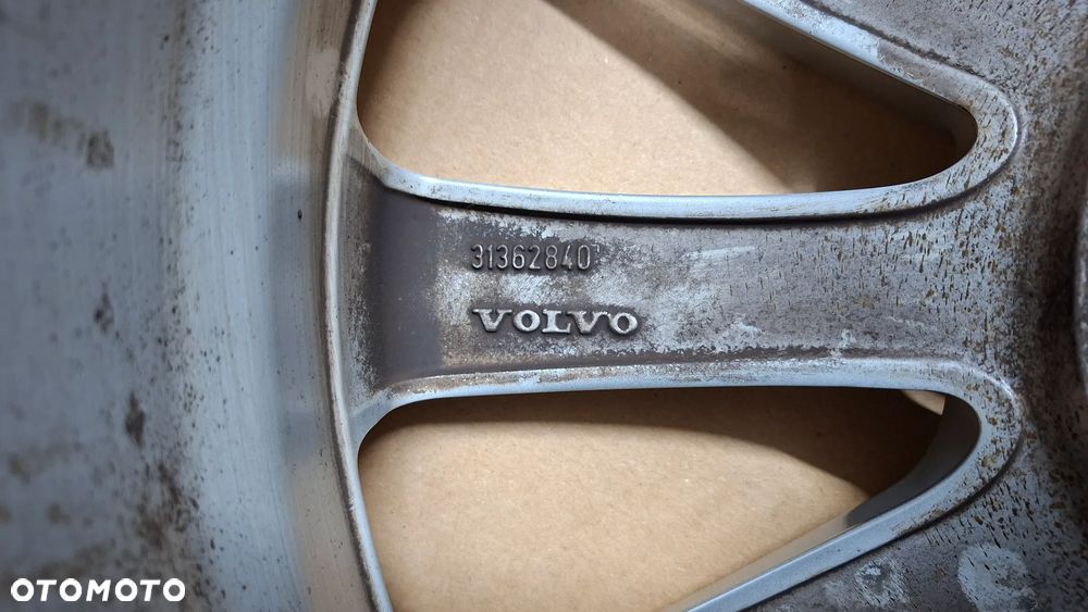 Felgi Aluminiowe 18 Volvo S90 V90 5x108 ET 42 - 15