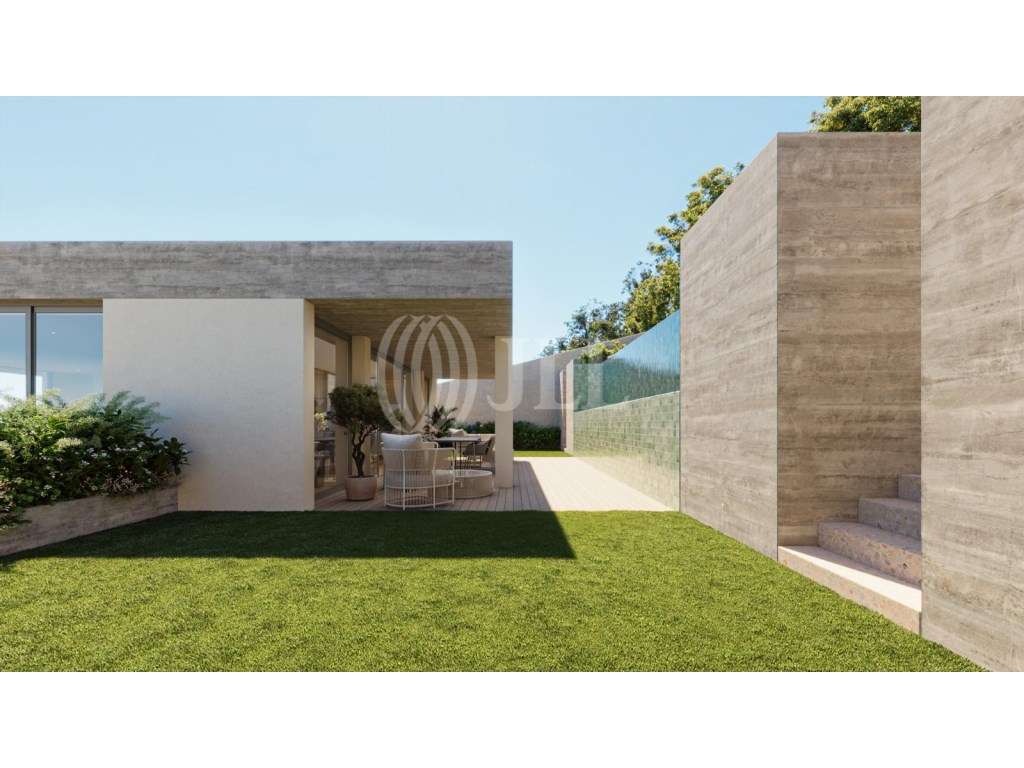 Moradia T3+1 em condomínio no Estoril em Cascais - Grande imagem: 2/30