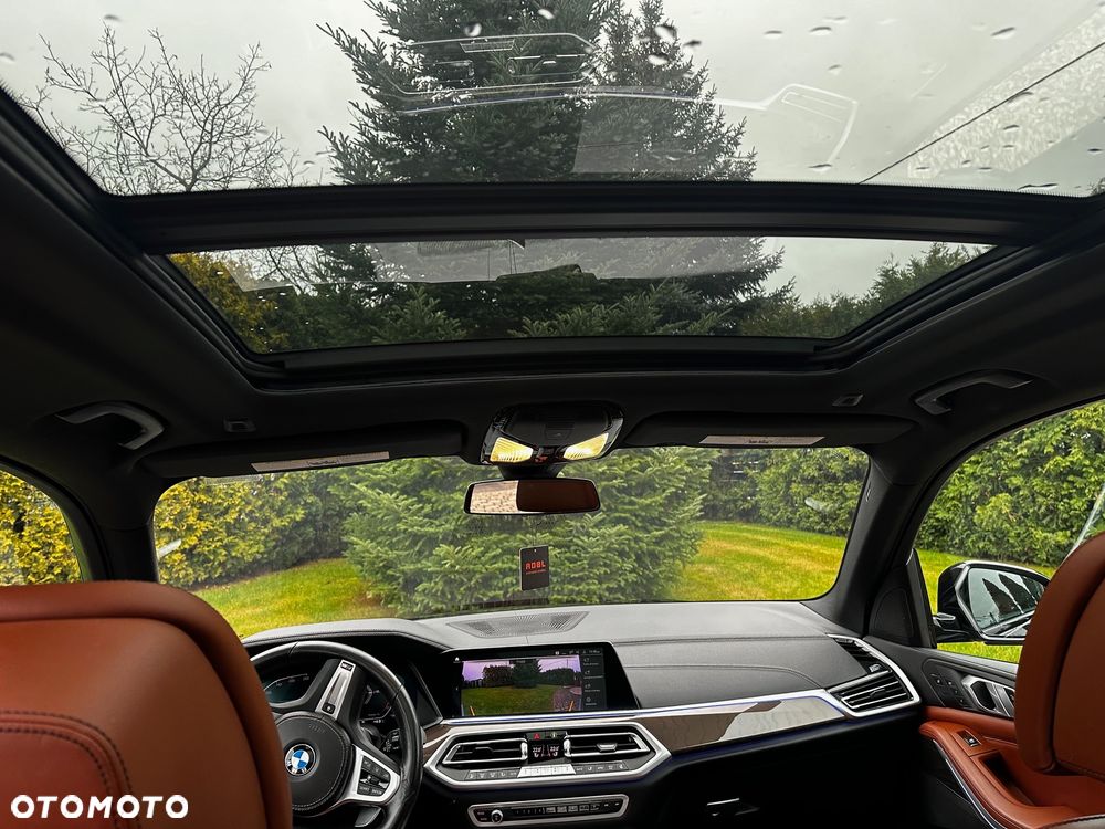 BMW X5 xDrive40i - 16