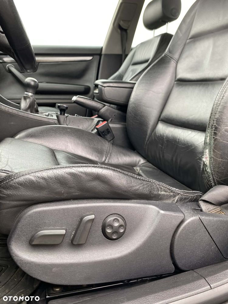 Audi A4 Limousine - 15