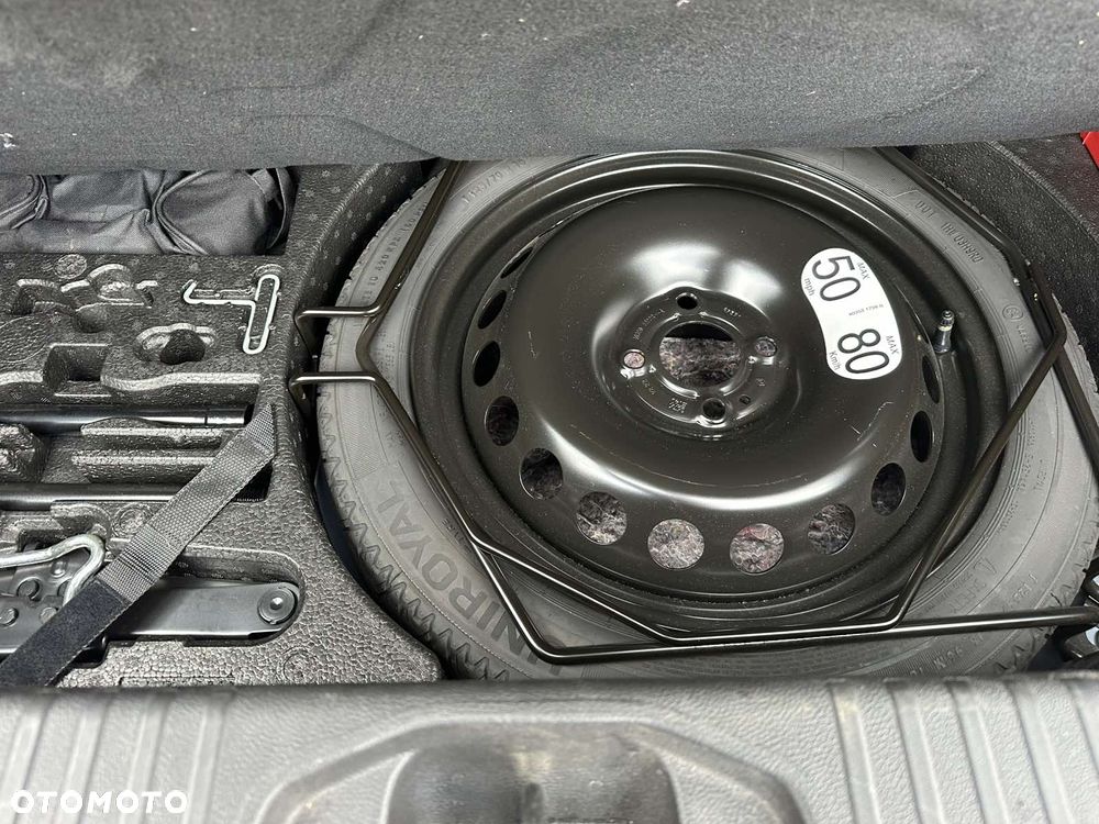 Renault Clio E-TECH 140 BUSINESS EDITION - 17