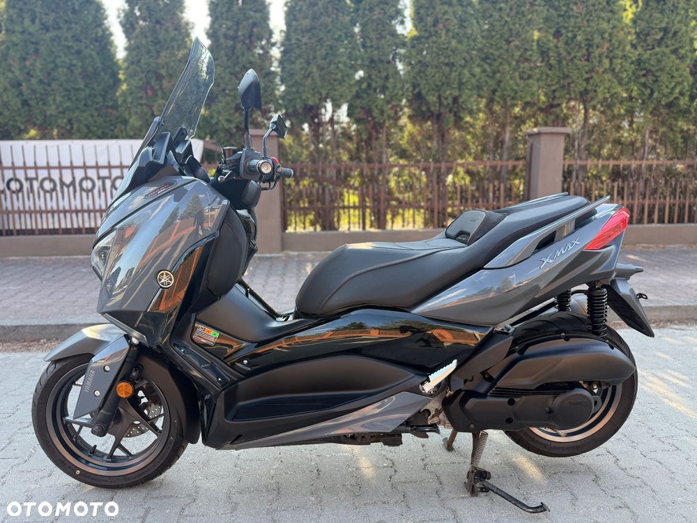 Yamaha X-max - 17