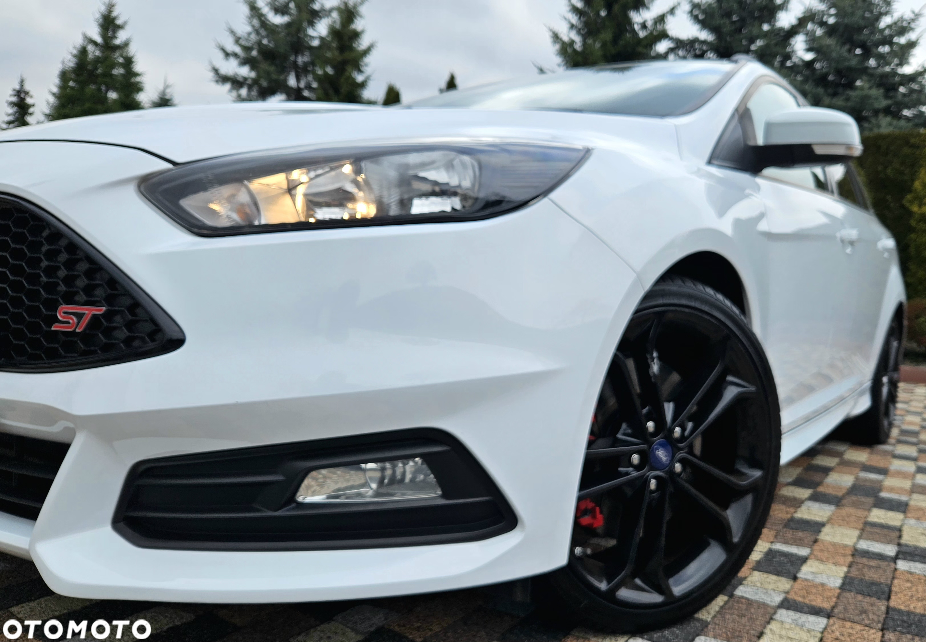 Ford Focus 2.0 TDCi ST - 19