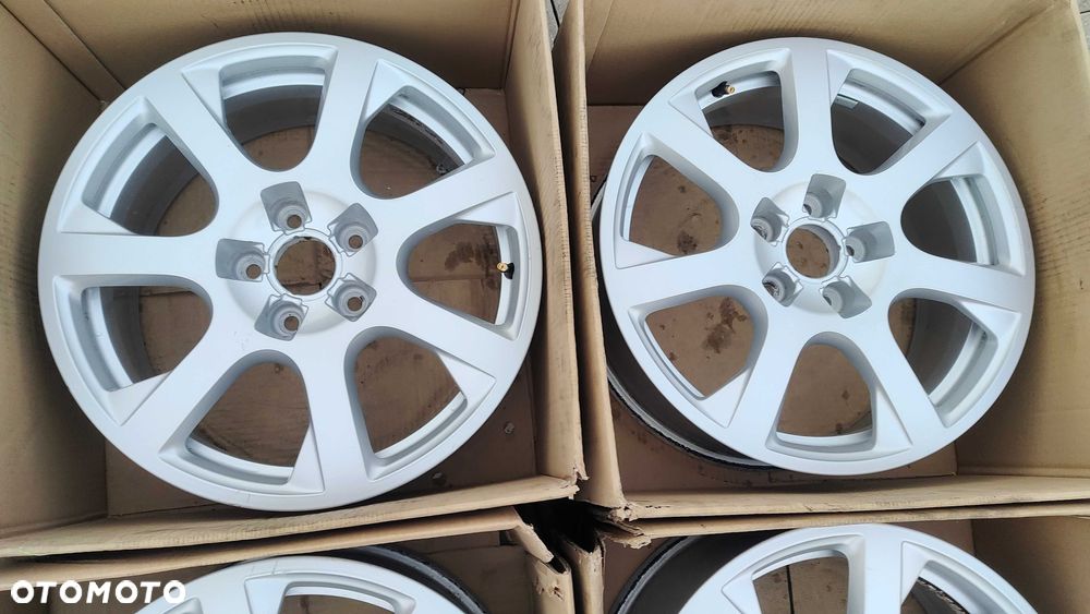 Oryginalne Felgi Aluminiowe Audi A4 B8 17 5x112 7J ET37 - 2