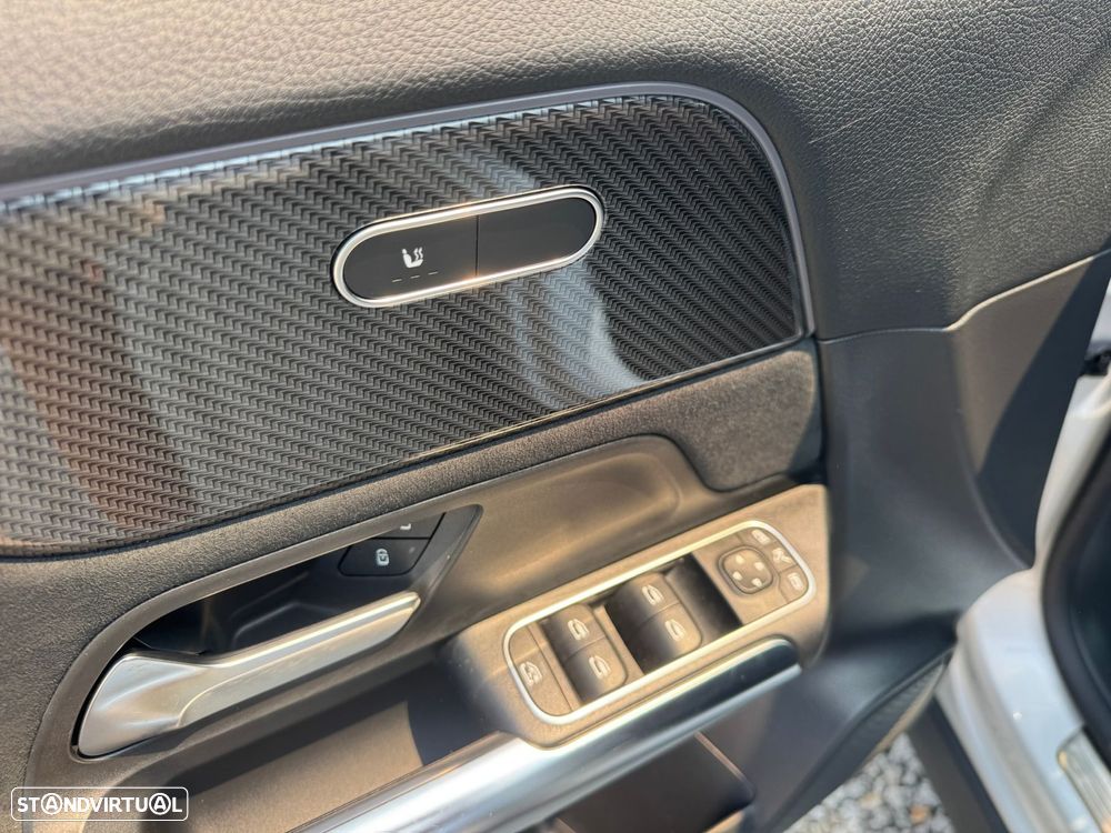 Mercedes-Benz GLA 250 e AMG Line - 18