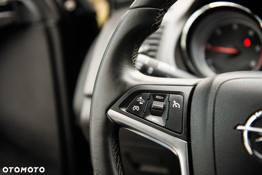 Opel Insignia 2.0 CDTI Sports Tourer Automatik Edition - 34