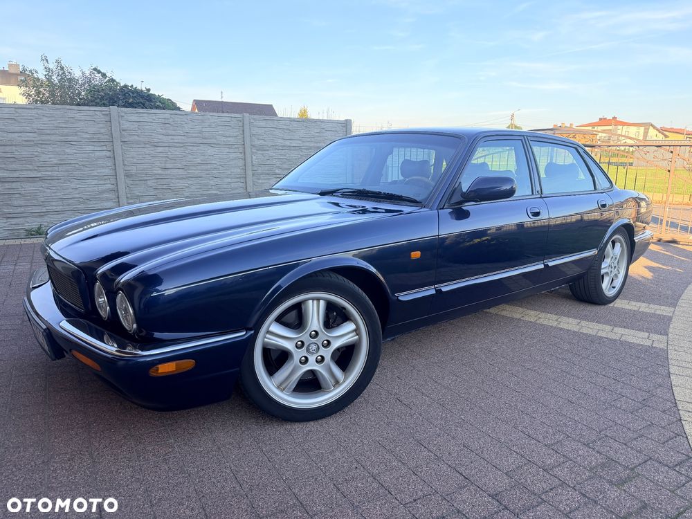 Jaguar XJR Standard - 2