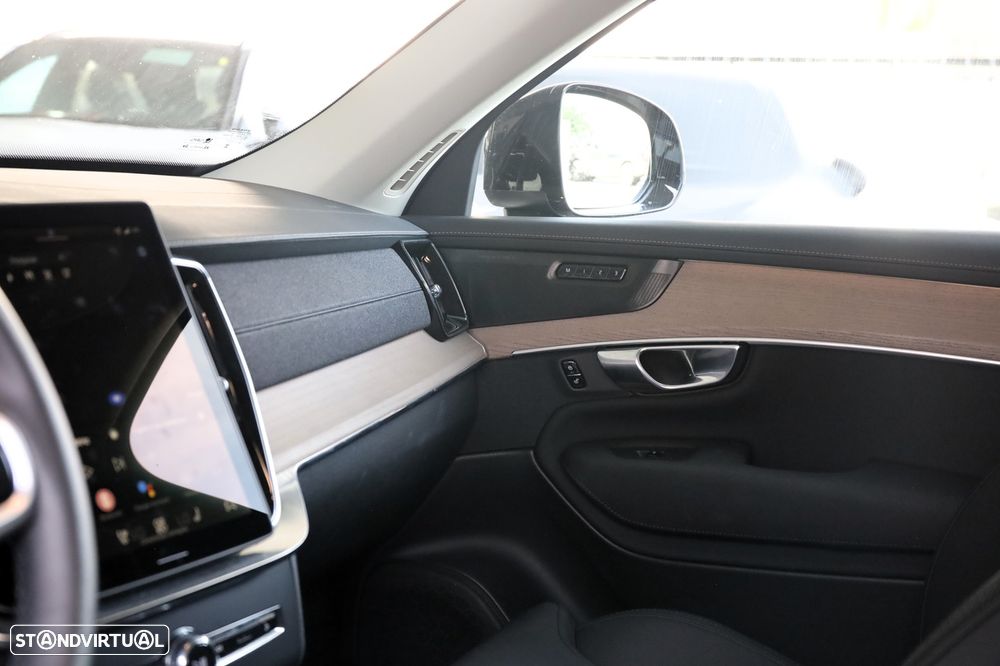 Volvo XC 90 2.0 T8 PHEV Plus Dark AWD - 16