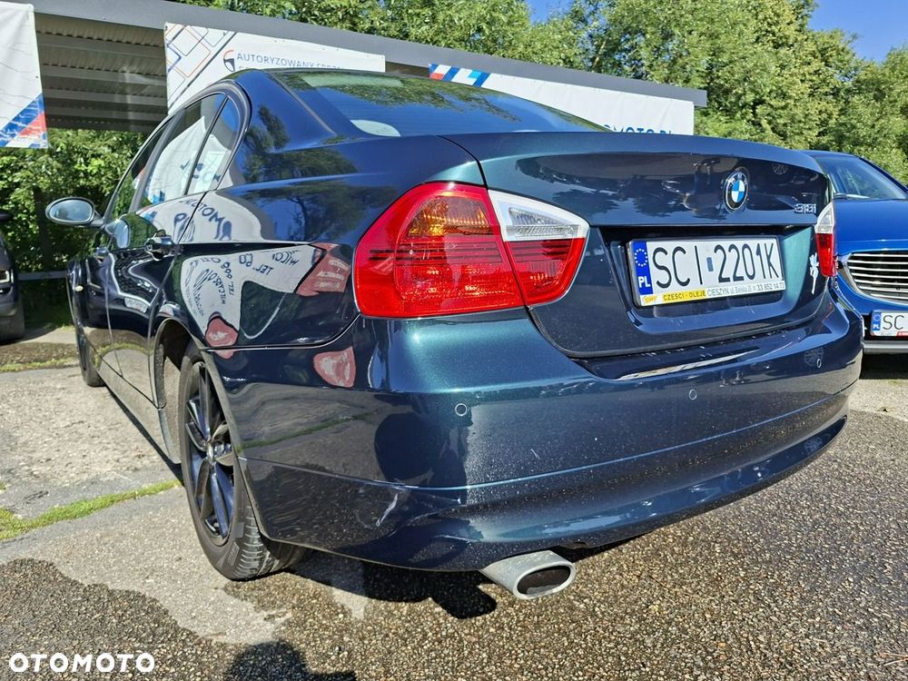 BMW Seria 3 318i - 9