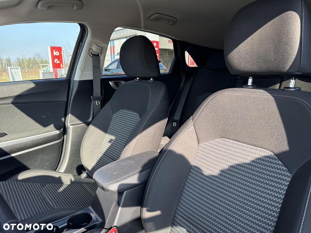 Kia Ceed 1.5 T-GDI M DCT - 12