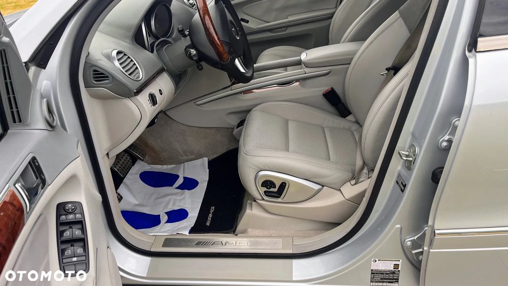 Mercedes-Benz ML 63 AMG 4-Matic - 17