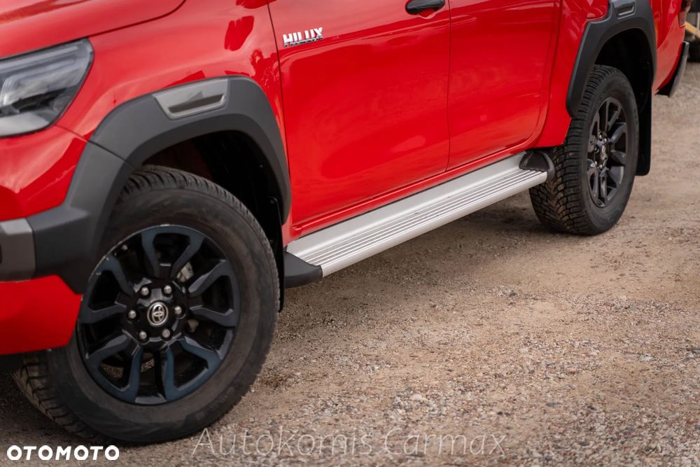 Toyota Hilux 2.8 D-4D mHEV Double Cab Invincible 4x4 - 13