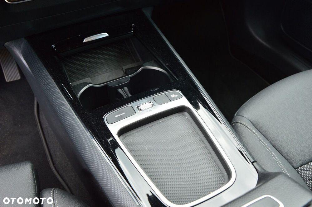 Mercedes-Benz GLA 220 mHEV 4-Matic 8G-DCT - 16