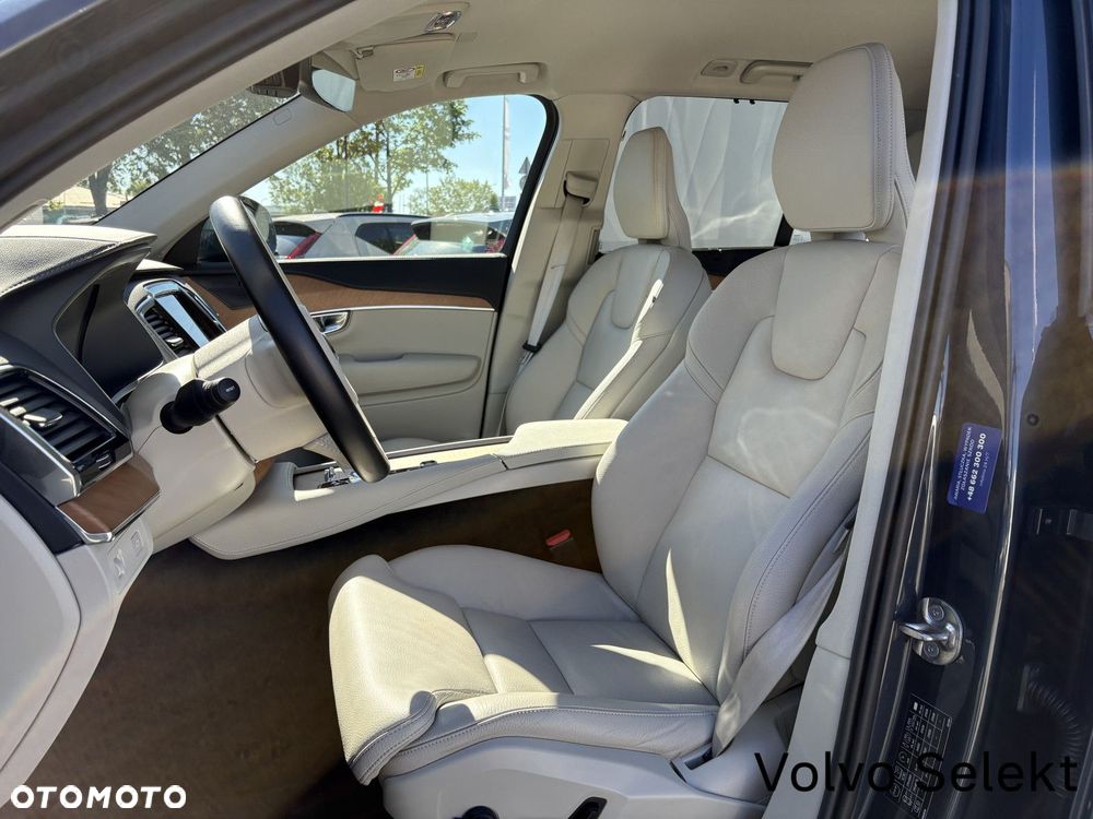 Volvo XC 90 - 10