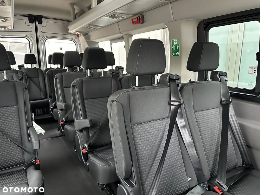 Ford Transit L2H3 Limited - 14