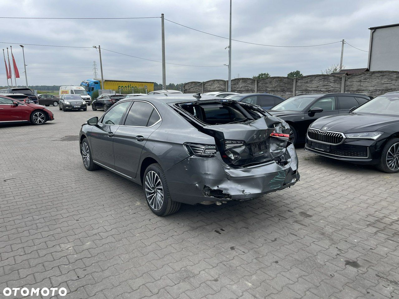 Skoda Superb 2.0 TDI SCR 4x4 L&K DSG - 2