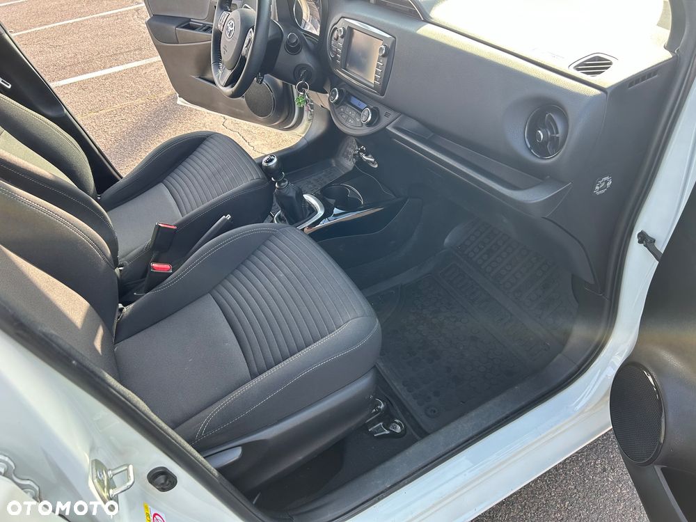 Toyota Yaris 1.5 Selection - 14