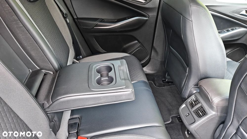 Opel Grandland X - 27