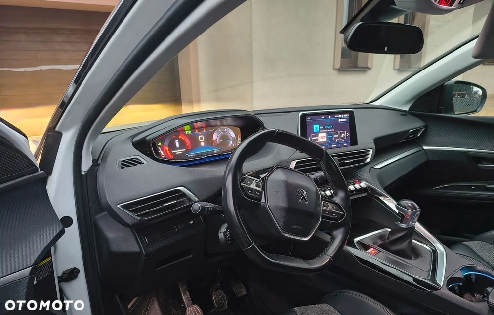 Peugeot 5008 2.0 BlueHDi Allure 7os - 9