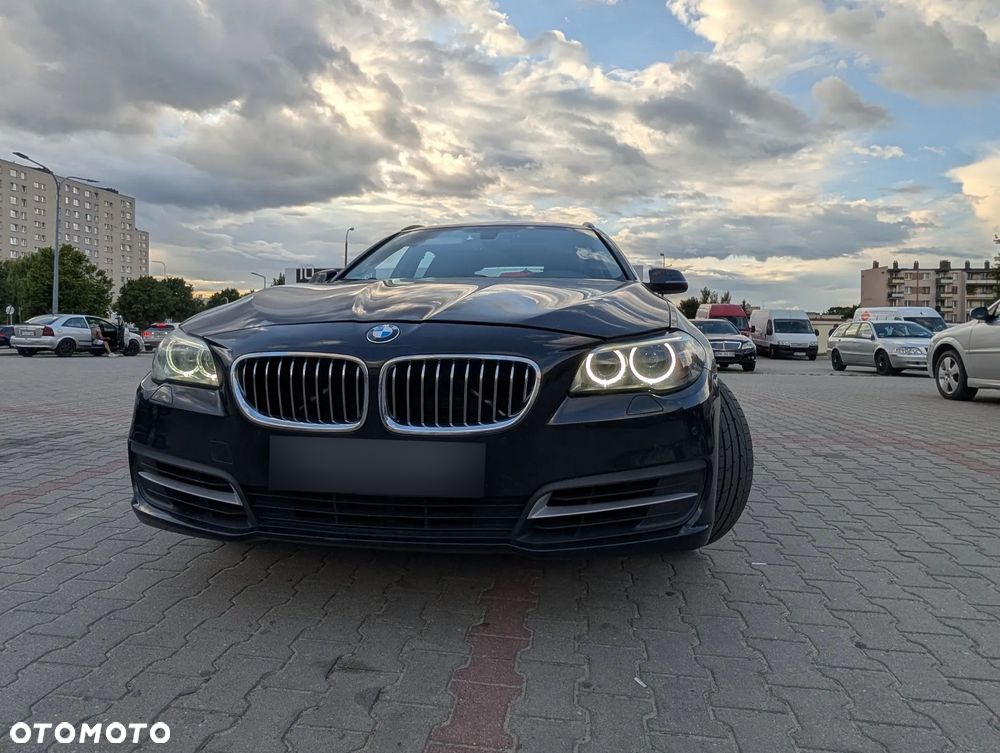 BMW 5 Series 2015 photo 3