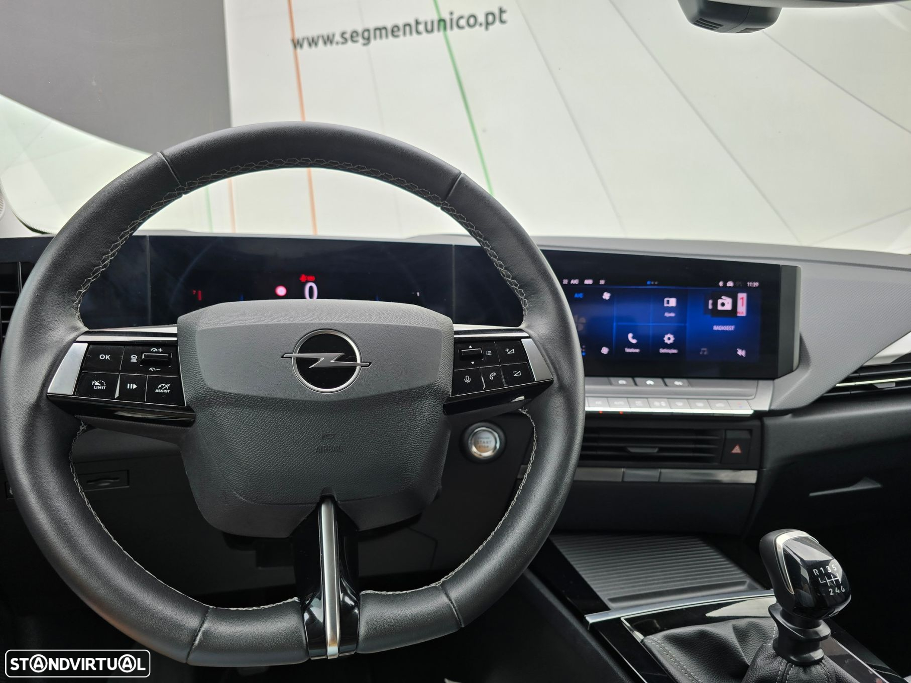 Opel Astra 1.2 T Elegance - 17