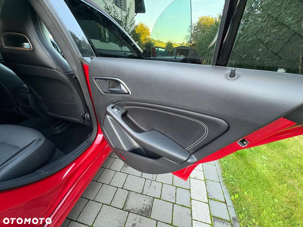Mercedes-Benz CLA 200 (CDI) d 4Matic 7G-DCT - 31