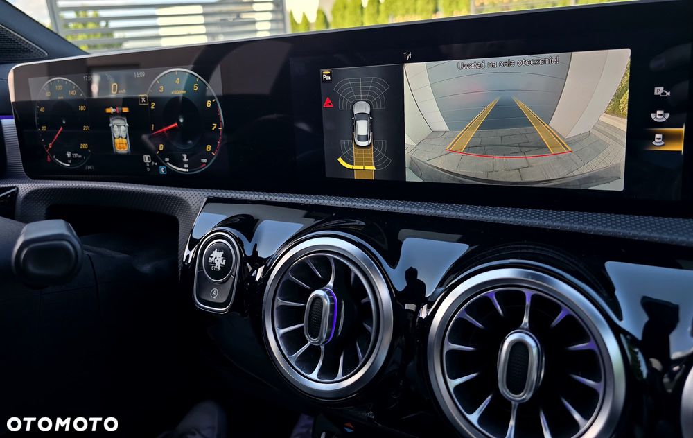Mercedes-Benz CLA 220 AMG Line 7G-DCT - 16