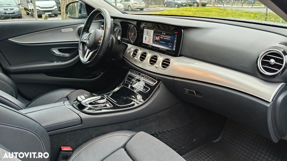 Mercedes-Benz E 220 d 9G-TRONIC Avantgarde - 3