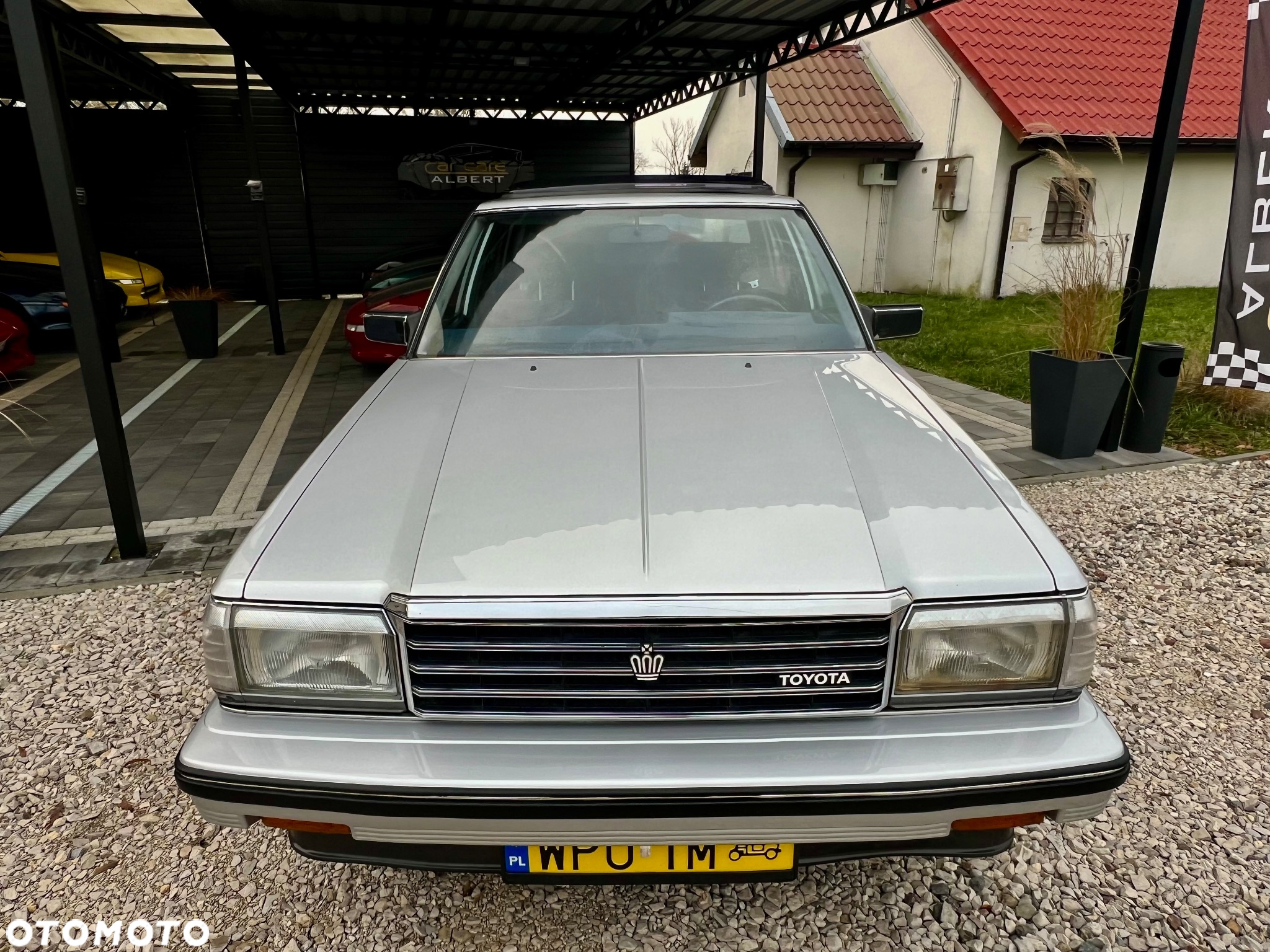 Toyota Crown - 17