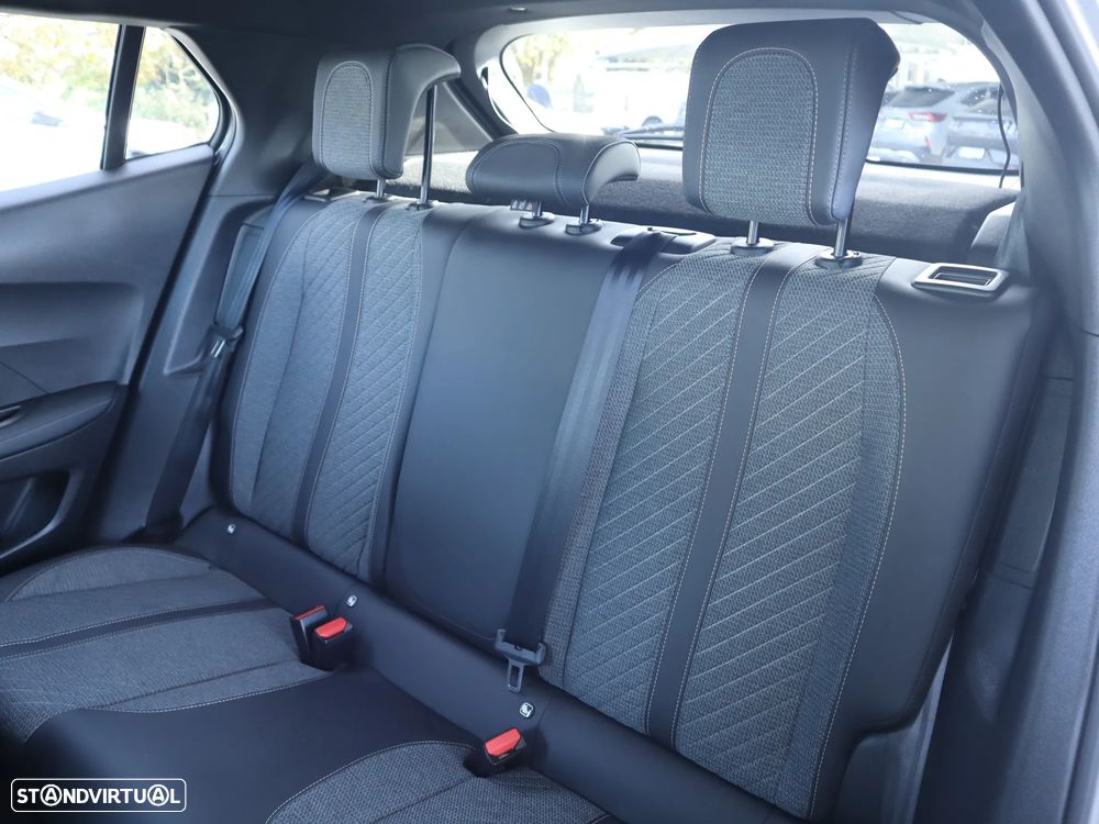 Peugeot e-2008 50 kWh Allure - 26
