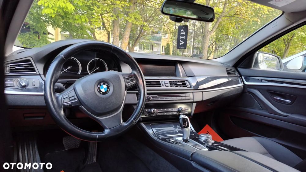 BMW Seria 5 518d - 8