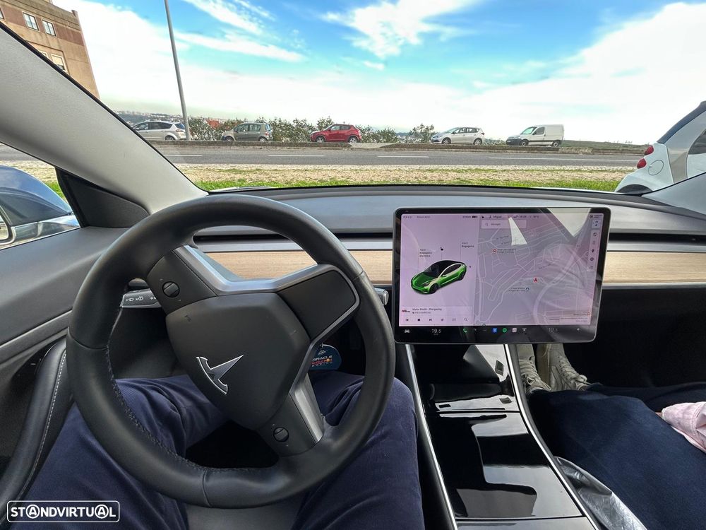 Tesla Model 3 Standard Range Plus RWD - 3