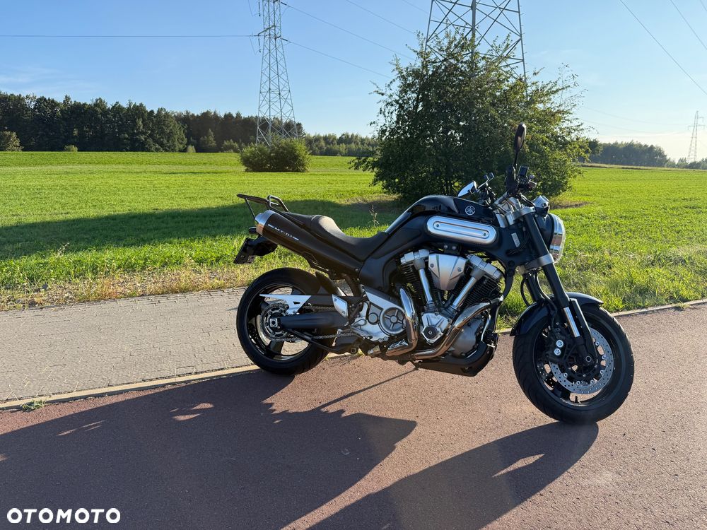 Yamaha MT - 1